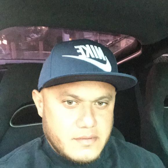 Meet your Posher, Edwin - Picture 1 of 1